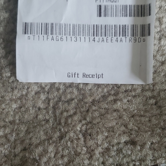 Tiffany new host pick  new sunglasses comes with all xo bagged etc all 2025 firm - Picture 4 of 17